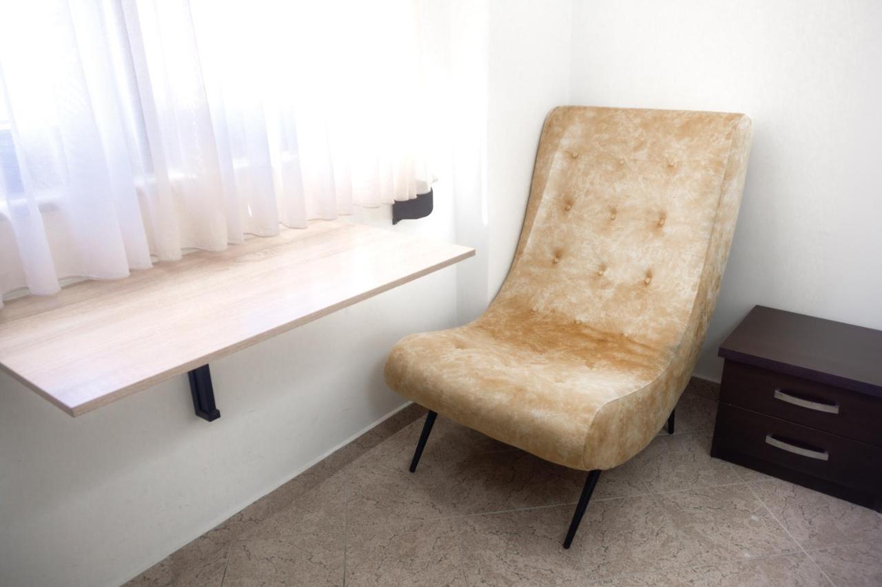 City Center Two Private Bedrooms Near Scanderbeg Square On Shared Apartment Tiranë Ngoại thất bức ảnh