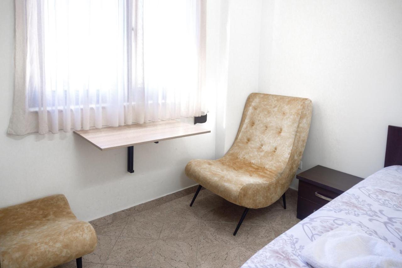 City Center Two Private Bedrooms Near Scanderbeg Square On Shared Apartment Tiranë Ngoại thất bức ảnh